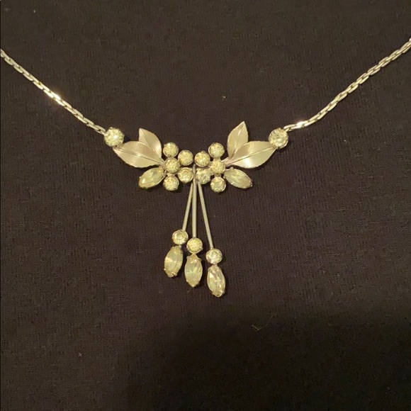 Vintage Rhinestone Necklace - Picture 2 of 3